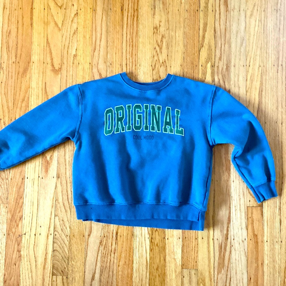 Boys sweatshirt size 11-12